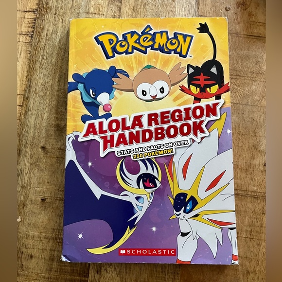 4 Pokémon books plus bonus Pokémon activity book with stickers - Picture 4 of 16